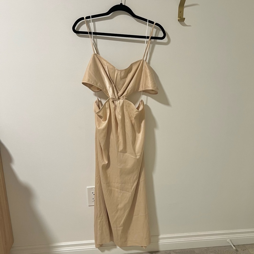 H&M gold/champagne/beige dress